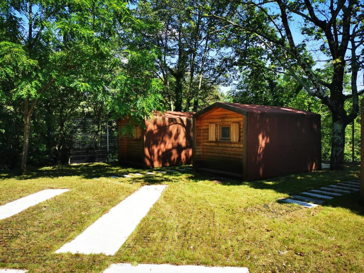 Komen Krasen Kras 104 Resort מראה חיצוני תמונה